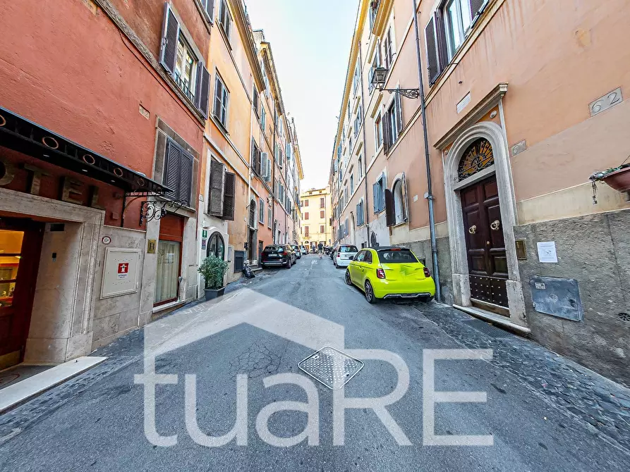 Immagine 9 di Appartamento in vendita  in Via Della Purificazione a Roma