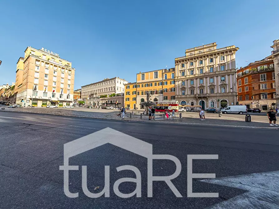 Immagine 15 di Appartamento in vendita  in Via Della Purificazione a Roma