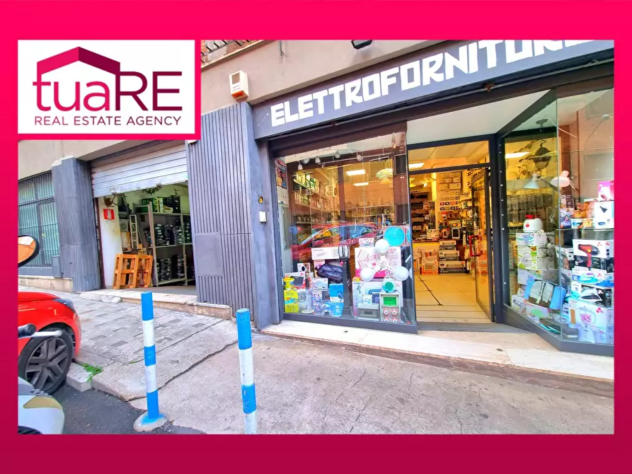 Immagine 1 di Negozio in vendita  in Via Giuseppe Ravizza a Roma