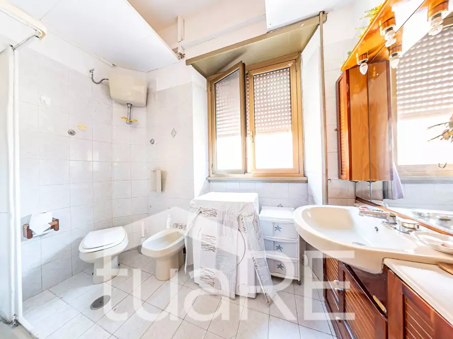 Immagine 8 di Appartamento in vendita  in Via Laura Mantegazza a Roma