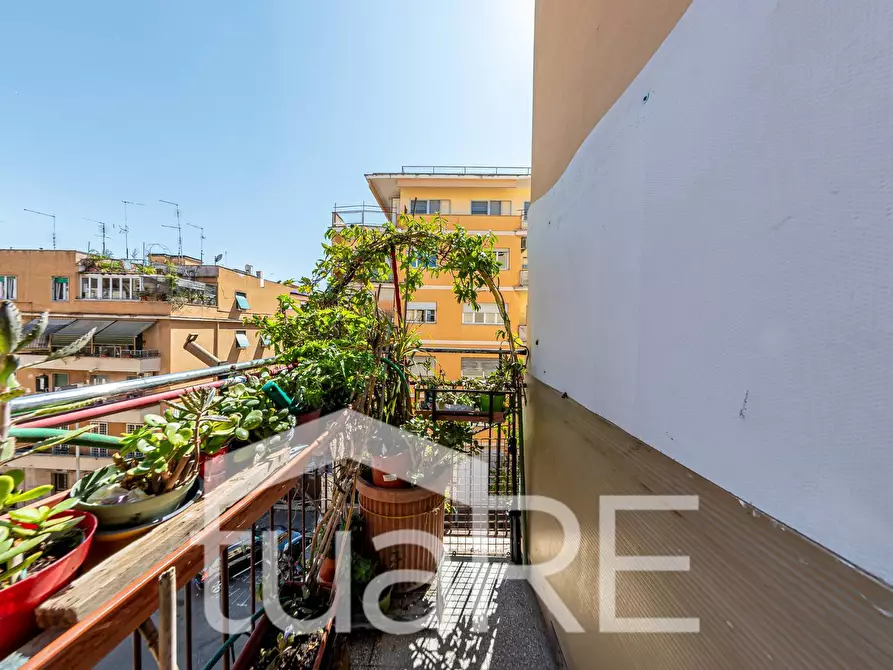 Immagine 11 di Appartamento in vendita  in Via Laura Mantegazza a Roma