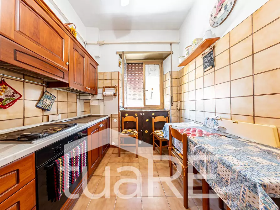 Immagine 20 di Appartamento in vendita  in Via Laura Mantegazza a Roma