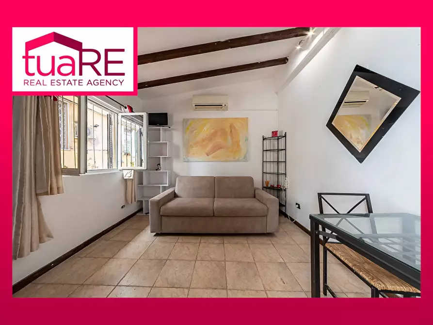 Immagine 1 di Appartamento in vendita  in Via Dell' Argilla a Roma