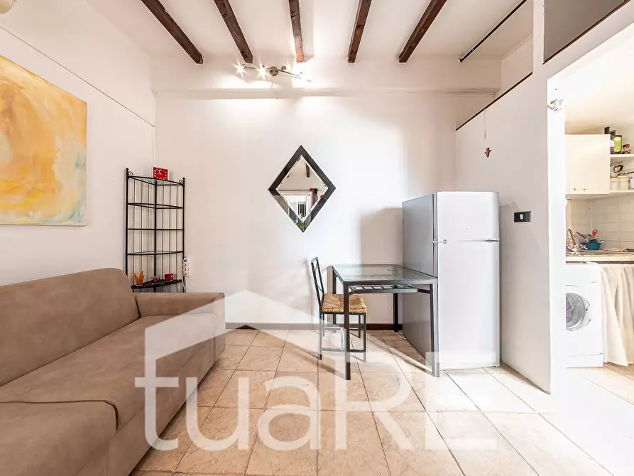 Immagine 9 di Appartamento in vendita  in Via Dell' Argilla a Roma