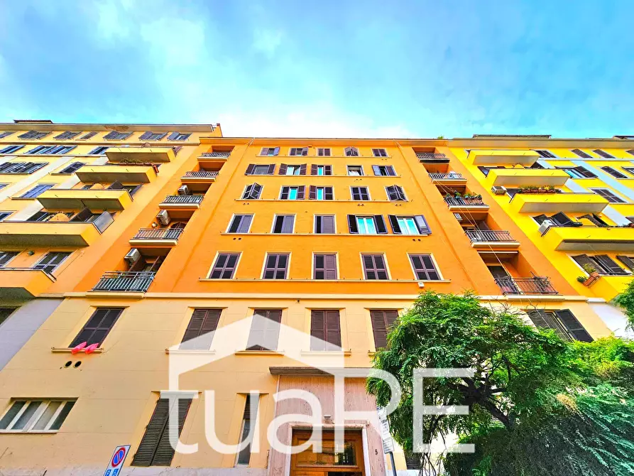 Immagine 13 di Appartamento in vendita  in Viale Delle Milizie a Roma