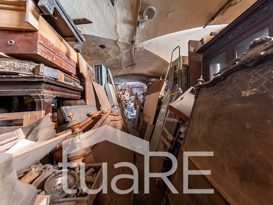 Immagine 15 di Negozio in vendita  in Via Del Mattonato a Roma