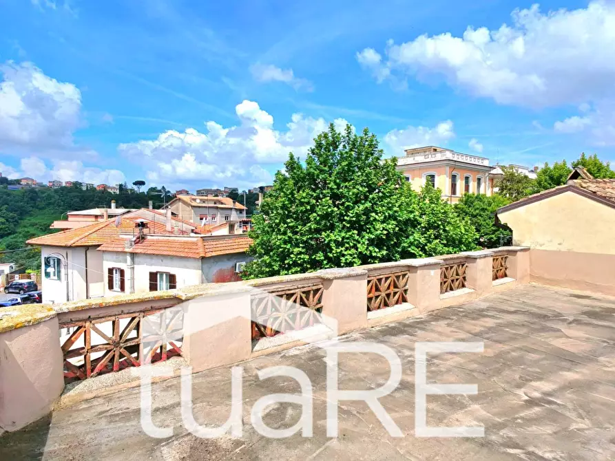 Immagine 2 di Palazzo in vendita  in Via Roma a Canale Monterano