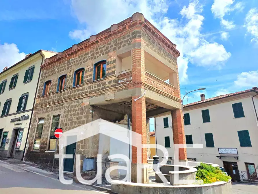 Immagine 9 di Palazzo in vendita  in Via Roma a Canale Monterano