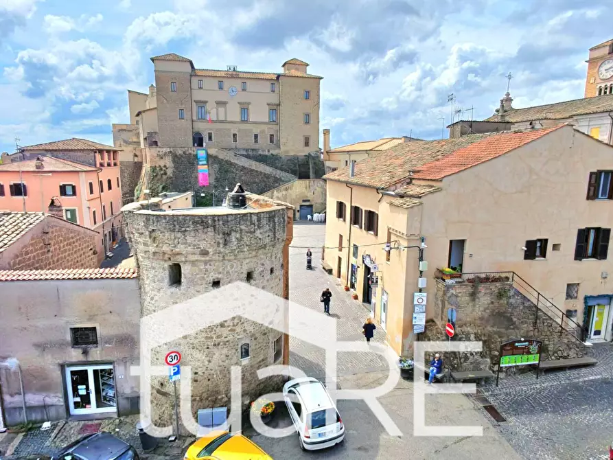 Immagine 30 di Palazzo in vendita  in Via Roma a Canale Monterano