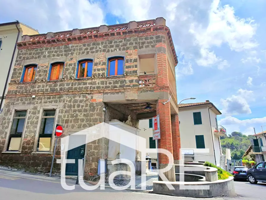 Immagine 32 di Palazzo in vendita  in Via Roma a Canale Monterano