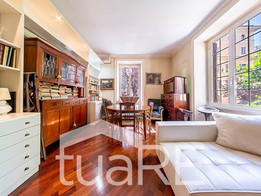 Immagine 2 di Appartamento in vendita  in Via Degli Scipioni a Roma