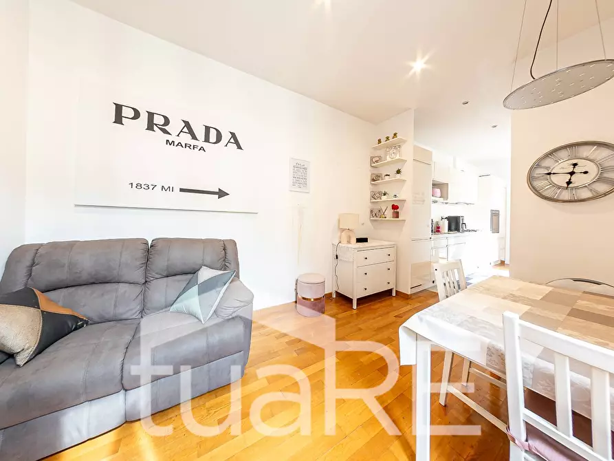 Immagine 2 di Appartamento in vendita  in Via Carlo Mirabello a Roma