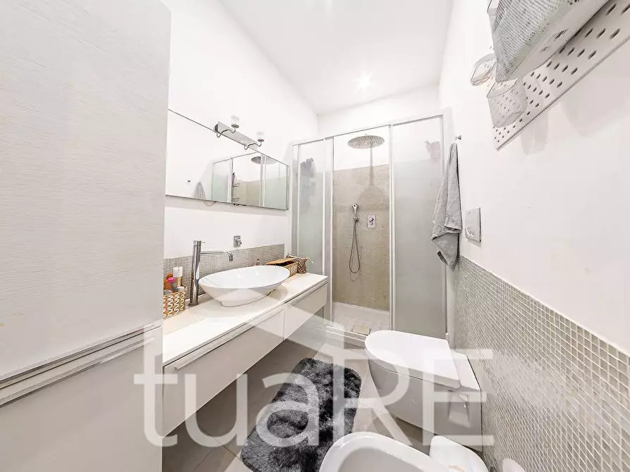 Immagine 9 di Appartamento in vendita  in Via Carlo Mirabello a Roma