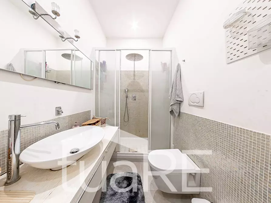 Immagine 16 di Appartamento in vendita  in Via Carlo Mirabello a Roma