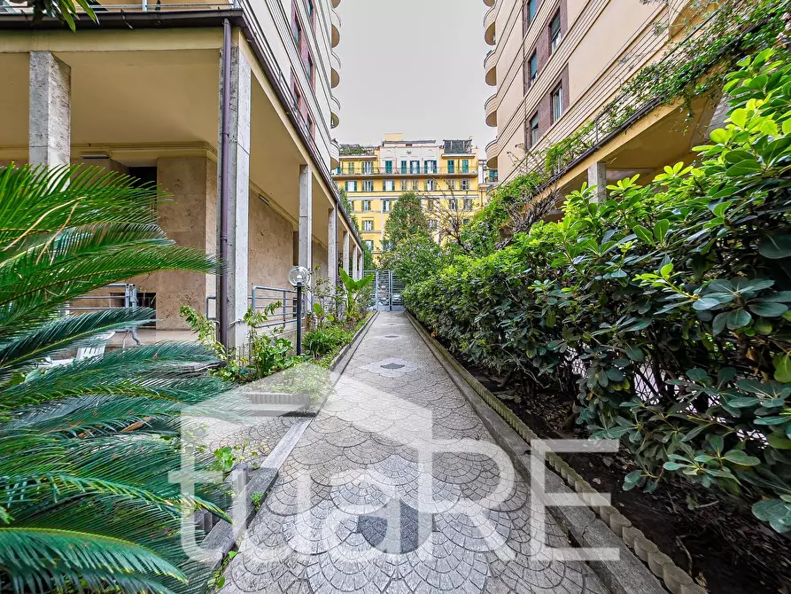 Immagine 23 di Appartamento in vendita  in Via Carlo Mirabello a Roma