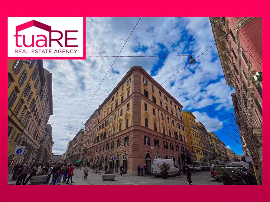 Immagine 1 di Negozio in vendita  in Via Degli Scipioni a Roma