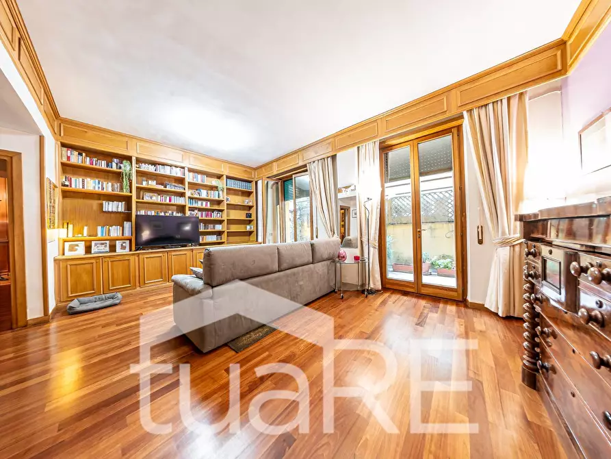 Immagine 2 di Appartamento in vendita  in Via Angelo Emo a Roma