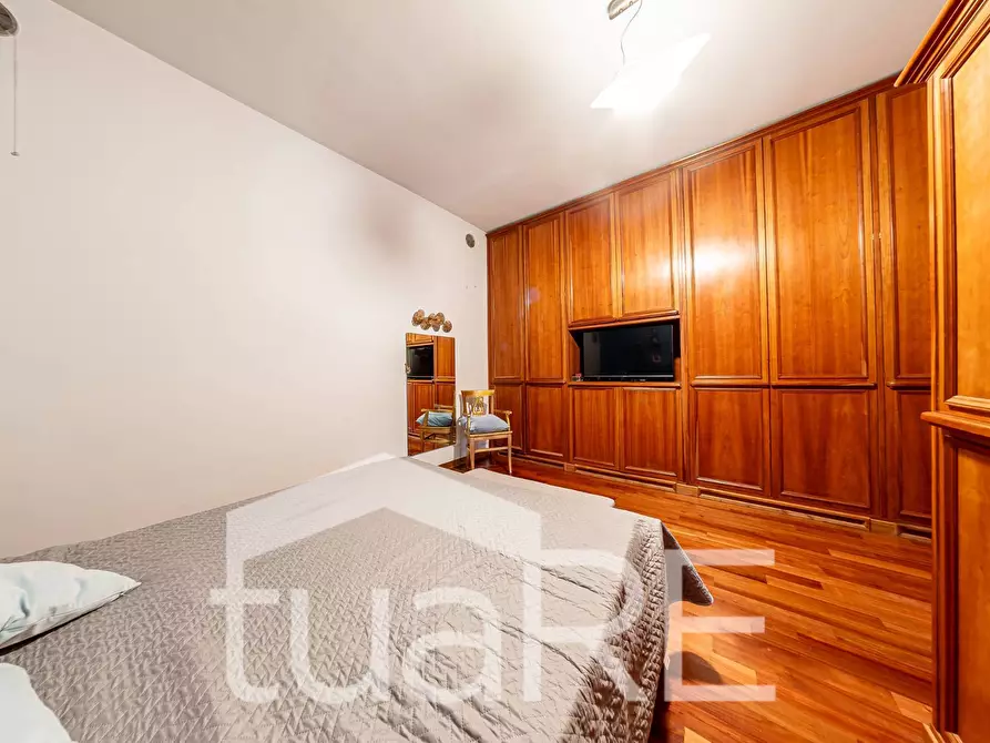 Immagine 10 di Appartamento in vendita  in Via Angelo Emo a Roma