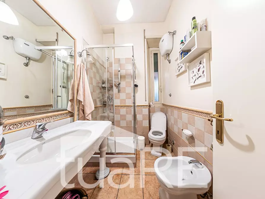 Immagine 13 di Appartamento in vendita  in Via Angelo Emo a Roma