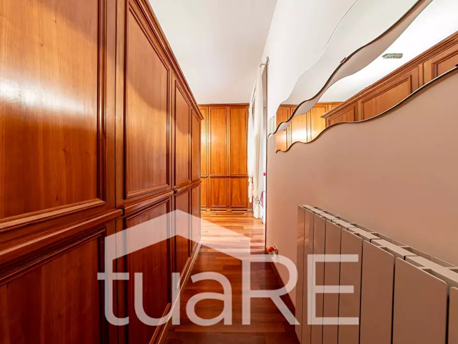 Immagine 17 di Appartamento in vendita  in Via Angelo Emo a Roma