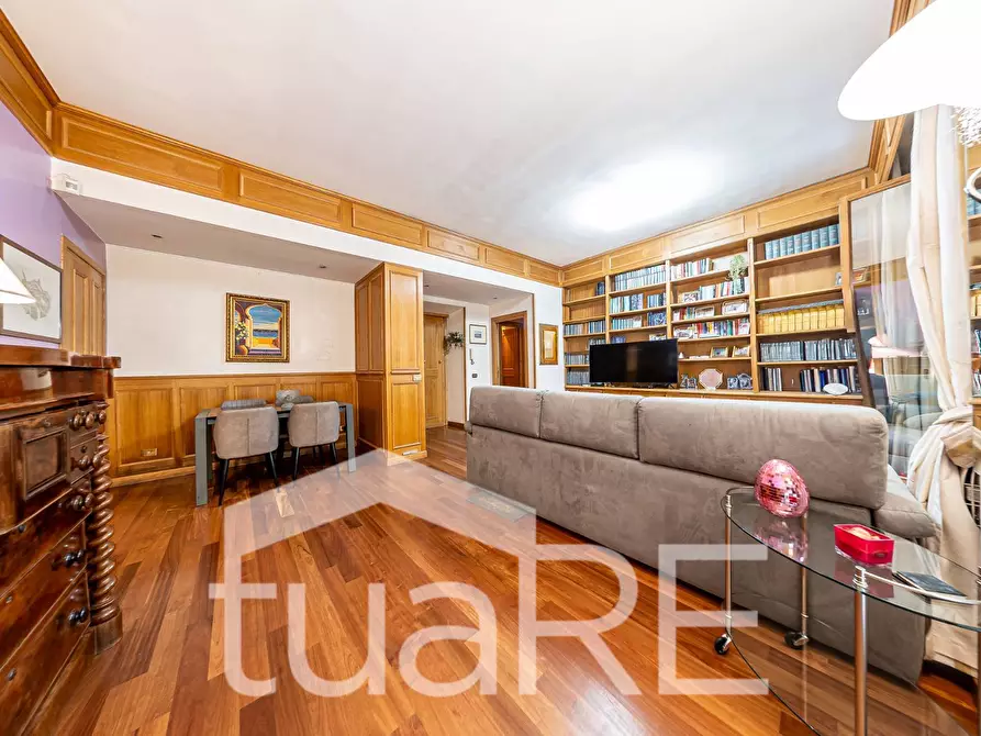 Immagine 21 di Appartamento in vendita  in Via Angelo Emo a Roma