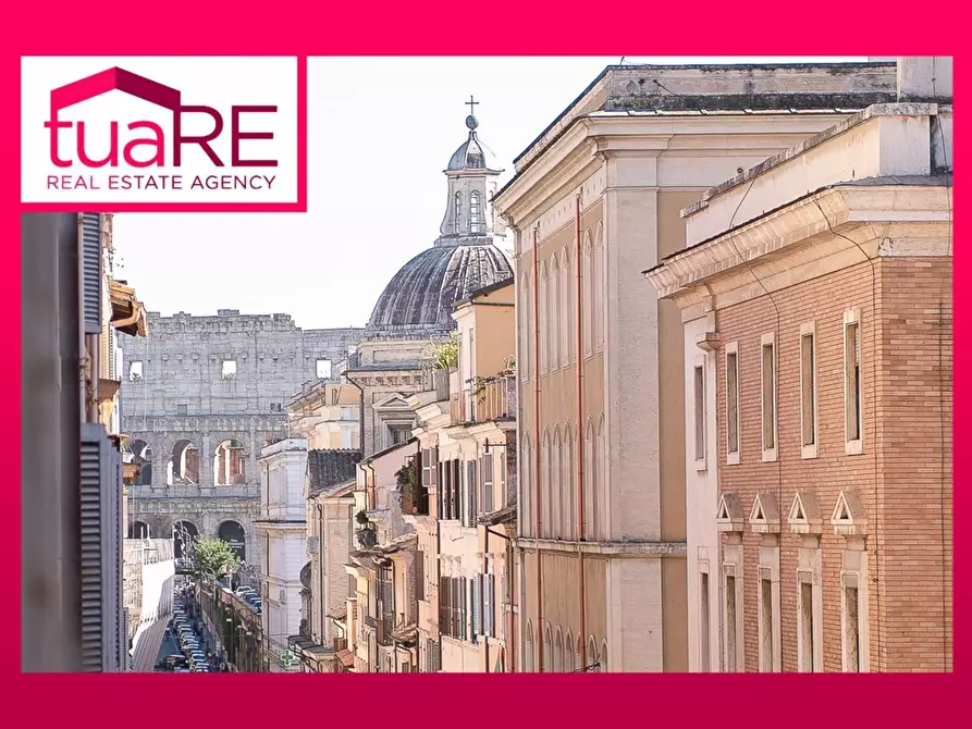 Immagine 1 di Appartamento in vendita  in Via Dei Serpenti a Roma