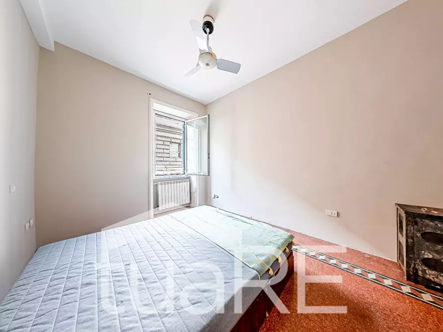 Immagine 9 di Appartamento in vendita  in Via Dei Serpenti a Roma