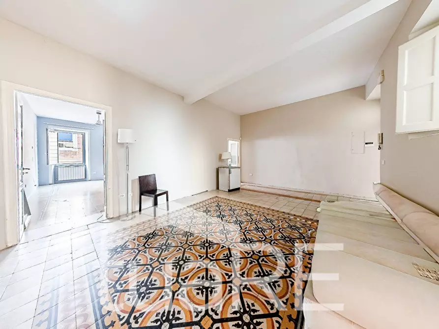 Immagine 11 di Appartamento in vendita  in Via Dei Serpenti a Roma