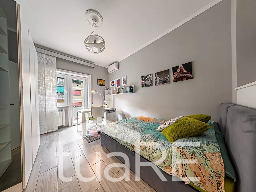 Immagine 6 di Appartamento in vendita  in Via Guido Castelnuovo a Roma