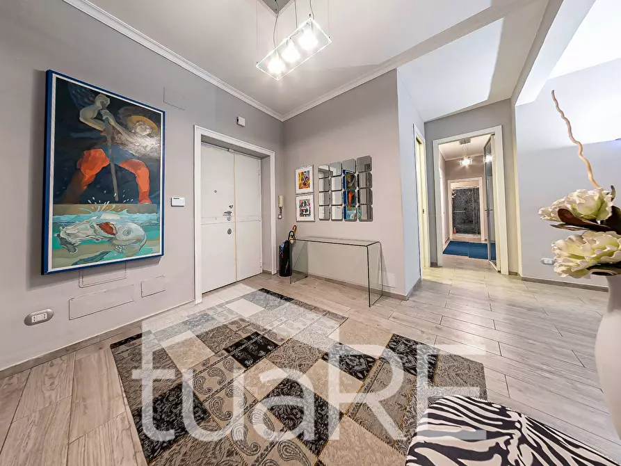 Immagine 8 di Appartamento in vendita  in Via Guido Castelnuovo a Roma