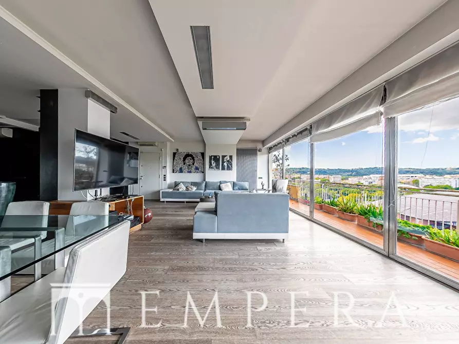 Immagine 4 di Attico in vendita  in Via Di San Valentino a Roma