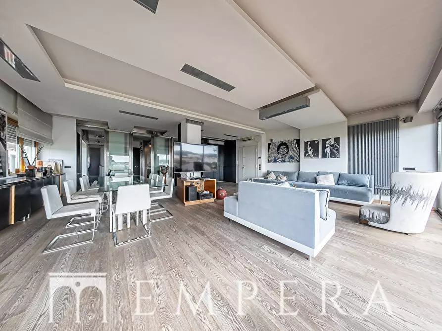 Immagine 5 di Attico in vendita  in Via Di San Valentino a Roma