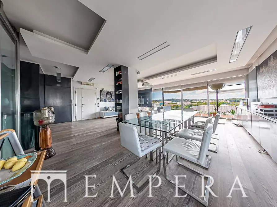 Immagine 8 di Attico in vendita  in Via Di San Valentino a Roma