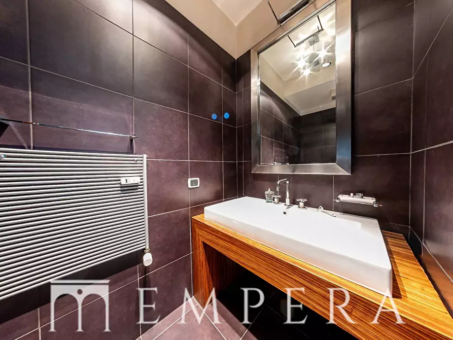 Immagine 22 di Attico in vendita  in Via Di San Valentino a Roma