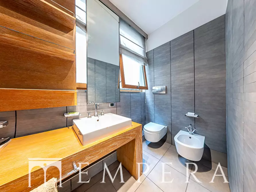 Immagine 28 di Attico in vendita  in Via Di San Valentino a Roma