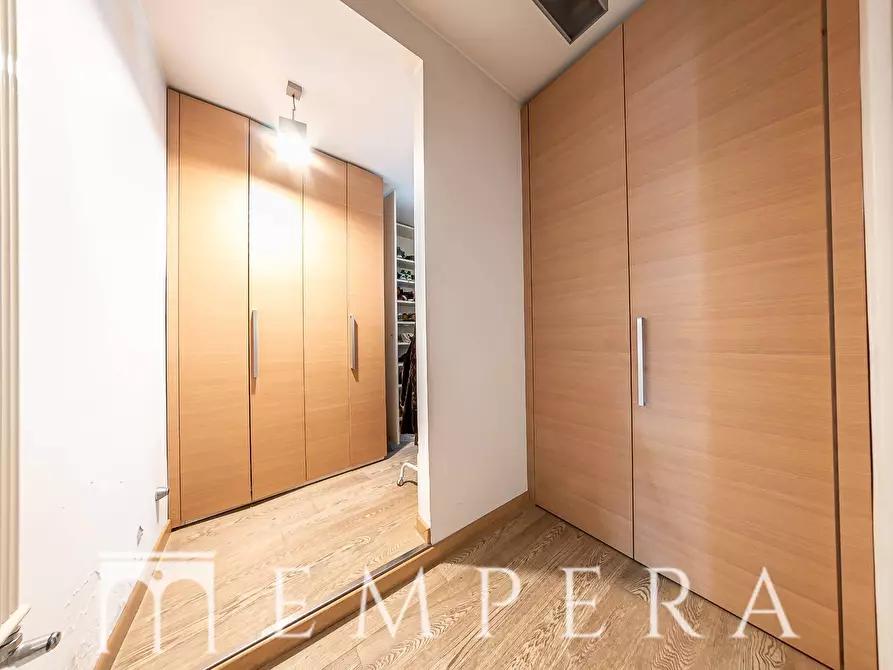 Immagine 29 di Attico in vendita  in Via Di San Valentino a Roma