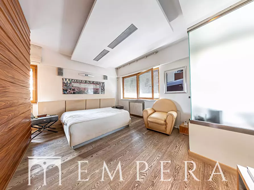 Immagine 34 di Attico in vendita  in Via Di San Valentino a Roma