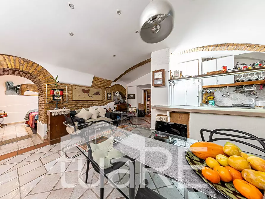 Immagine 15 di Appartamento in vendita  in Vicolo Del Bologna a Roma