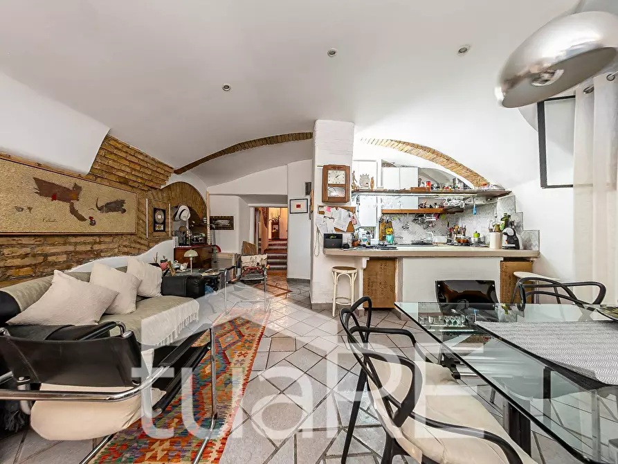 Immagine 16 di Appartamento in vendita  in Vicolo Del Bologna a Roma