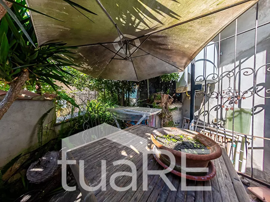 Immagine 5 di Appartamento in vendita  in Via Martino V a Roma