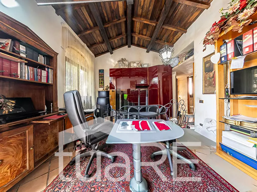 Immagine 14 di Appartamento in vendita  in Via Martino V a Roma