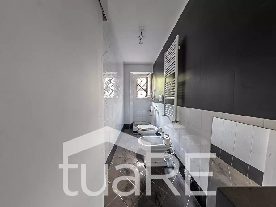 Immagine 9 di Appartamento in vendita  in Via Di Ripetta a Roma