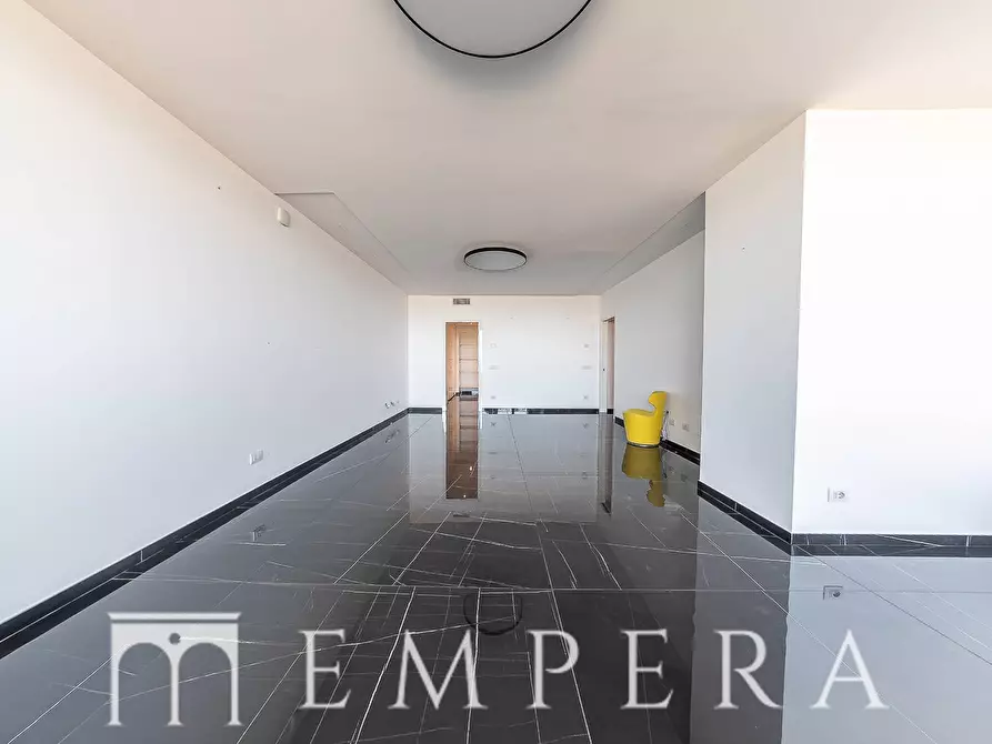 Immagine 35 di Appartamento in vendita  in Viale Giorgio Ribotta a Roma