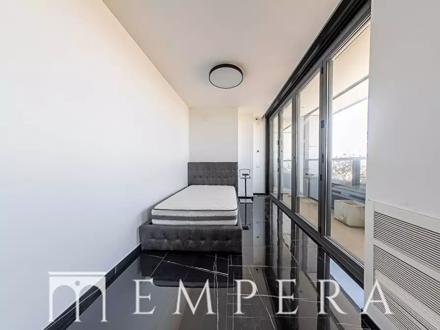 Immagine 36 di Appartamento in vendita  in Viale Giorgio Ribotta a Roma