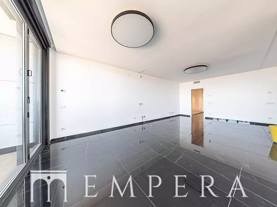 Immagine 37 di Appartamento in vendita  in Viale Giorgio Ribotta a Roma