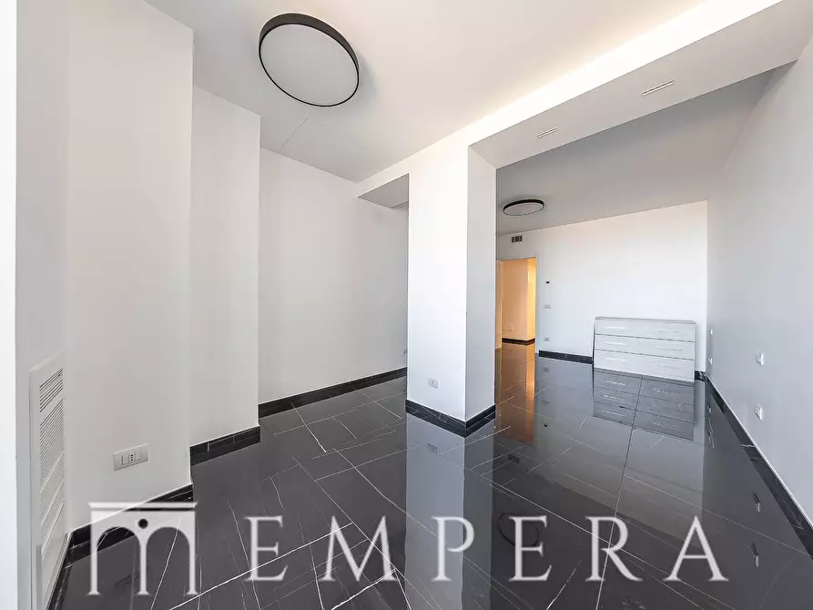 Immagine 44 di Appartamento in vendita  in Viale Giorgio Ribotta a Roma