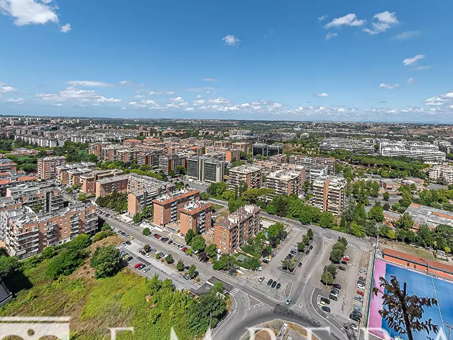 Immagine 61 di Appartamento in vendita  in Viale Giorgio Ribotta a Roma