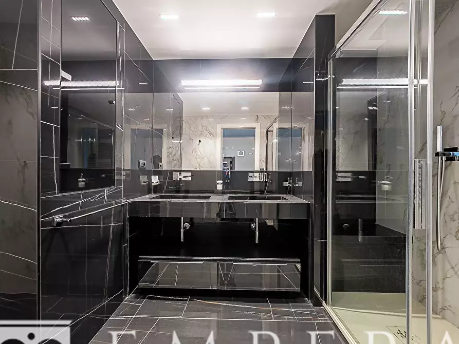 Immagine 69 di Appartamento in vendita  in Viale Giorgio Ribotta a Roma