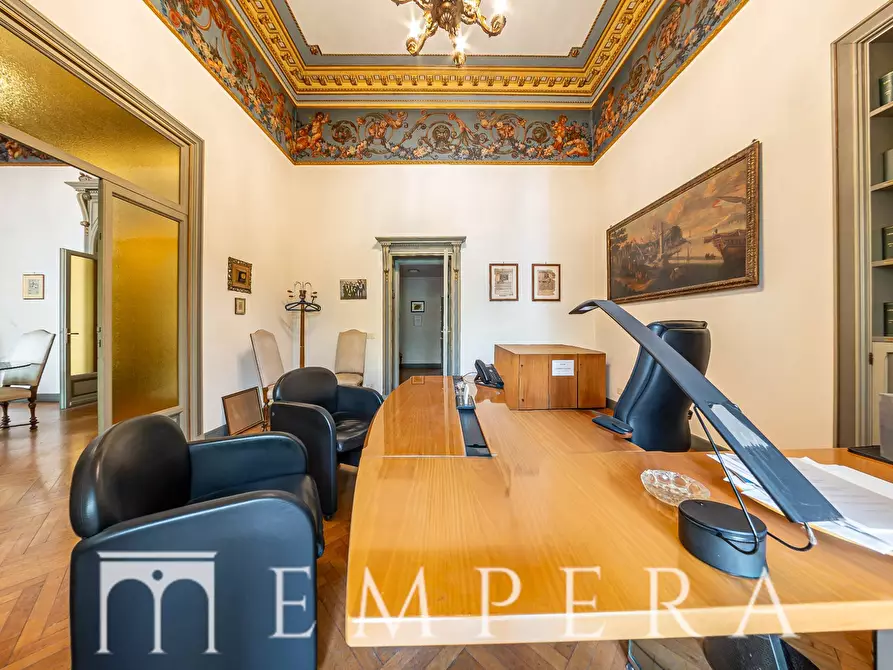 Immagine 7 di Palazzo in vendita  in Via Alessandria a Roma