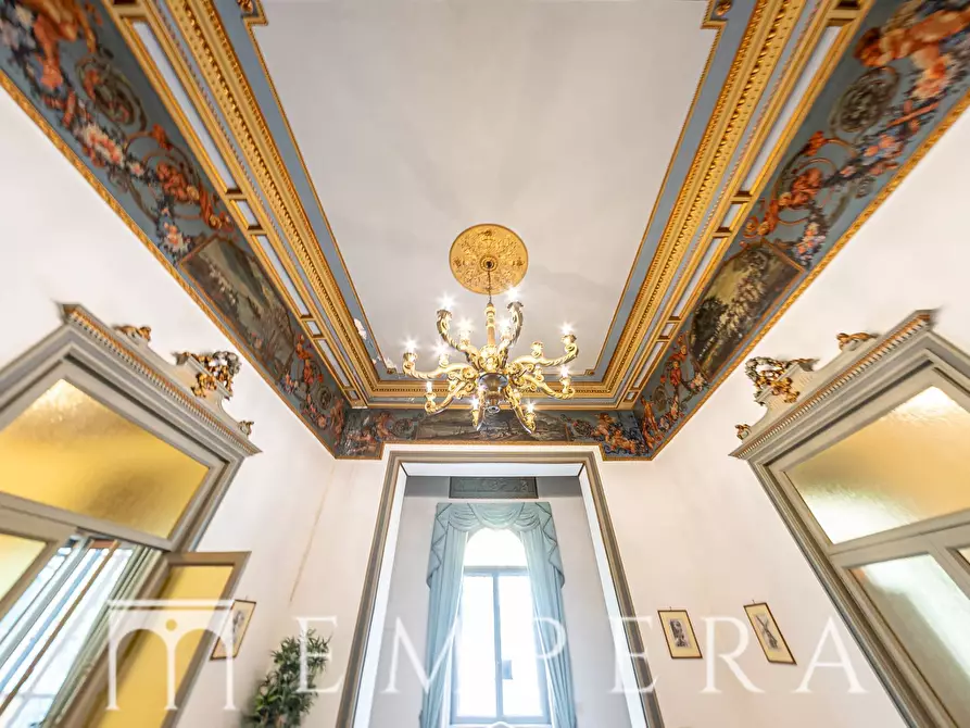 Immagine 27 di Palazzo in vendita  in Via Alessandria a Roma